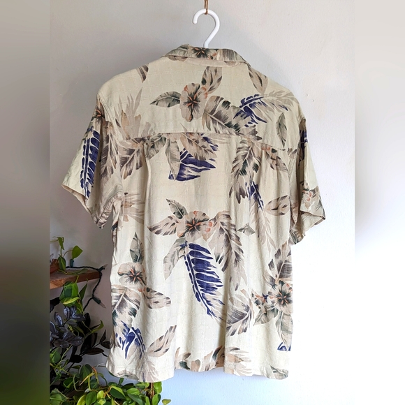 Tropical Printed Button Up Shirt - Picture 2 of 2